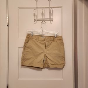 Tommy Hilfiger khaki shorts